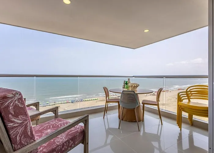 Luxurious Beachfront 3Br, Pool & Ocean Views