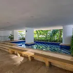 Luxurious Beachfront 3Br, Pool & Ocean Views